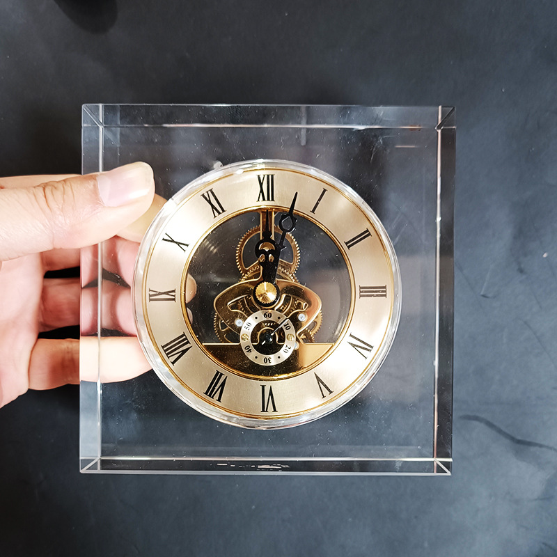Crystal Silent Table Clock Lux - Accessories For Your Gaming Room 评论和价格